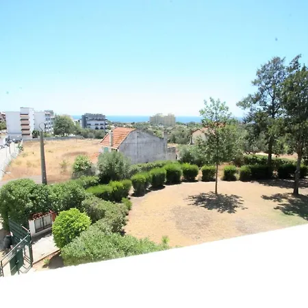 Beautiful 2 Bedroom With Sea View *