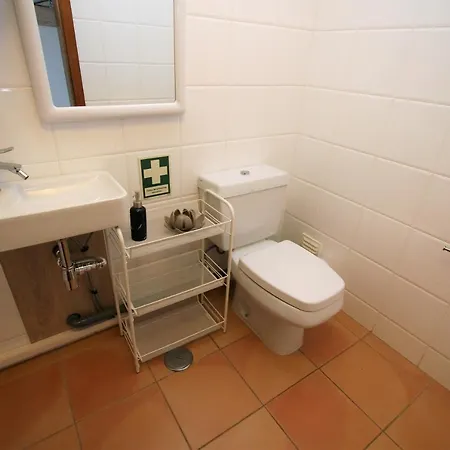 Beautiful 2 Bedroom With Sea View *